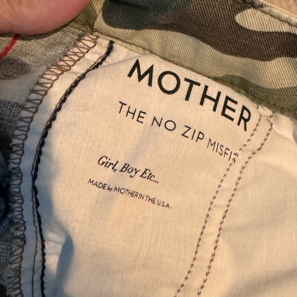 MOTHER The No Zip Misfit Side Strip Camouflage Pants 🔥 - Picture 6 of 8